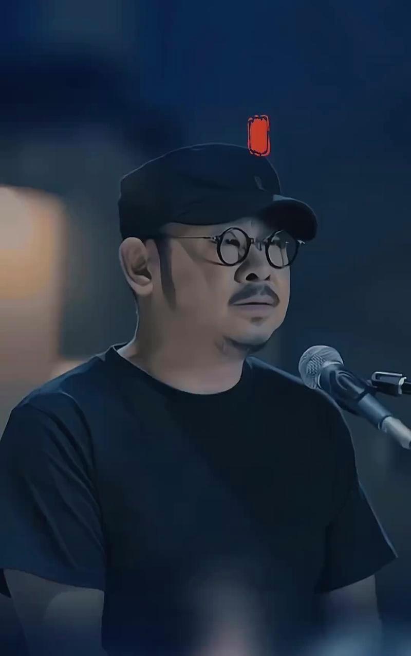 爱游戏下载-包含Uzi迎来二十赛季出色发挥，篮网观众热烈欢呼！赢得满堂喝彩的词条